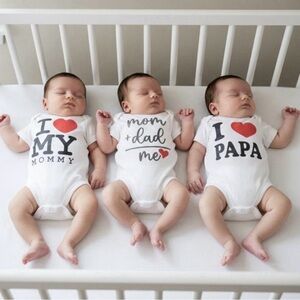 3~Shein I Love Mommy & I Love PAPA & I Love Mom +Dad +Me Snap Bottom Size 0-1 M